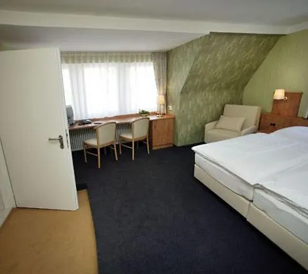 Hotel Altes Rathaus 3*