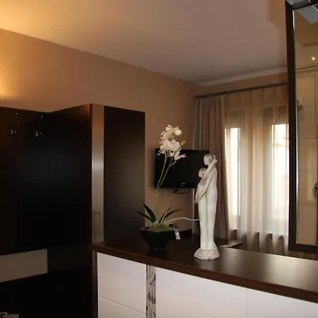 Altes Rathaus Hotel 3*