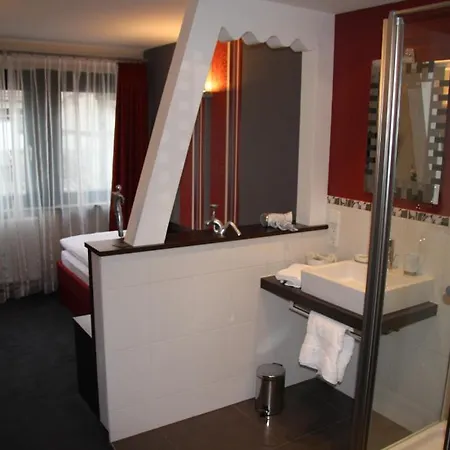 Altes Rathaus 3*