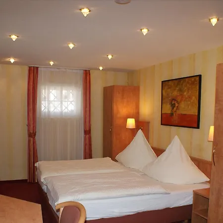Hotel Altes Rathaus 3*