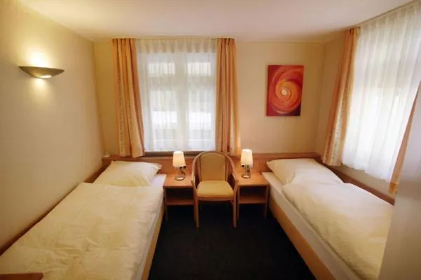 Altes Rathaus Hotel 3*